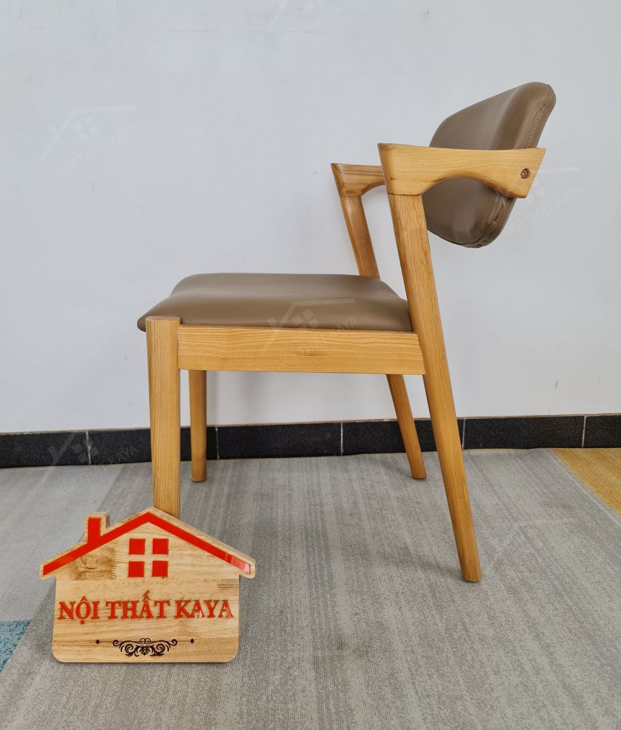 Ghế KAI gỗ tự nhiên bọc nệm Simili - Ảnh 6